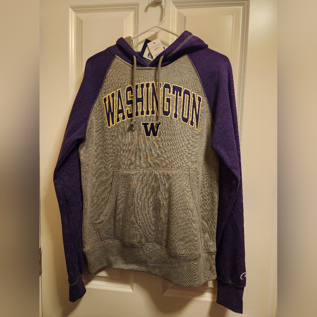 Item 86 University Of Washington Sweater Brand New With Tags